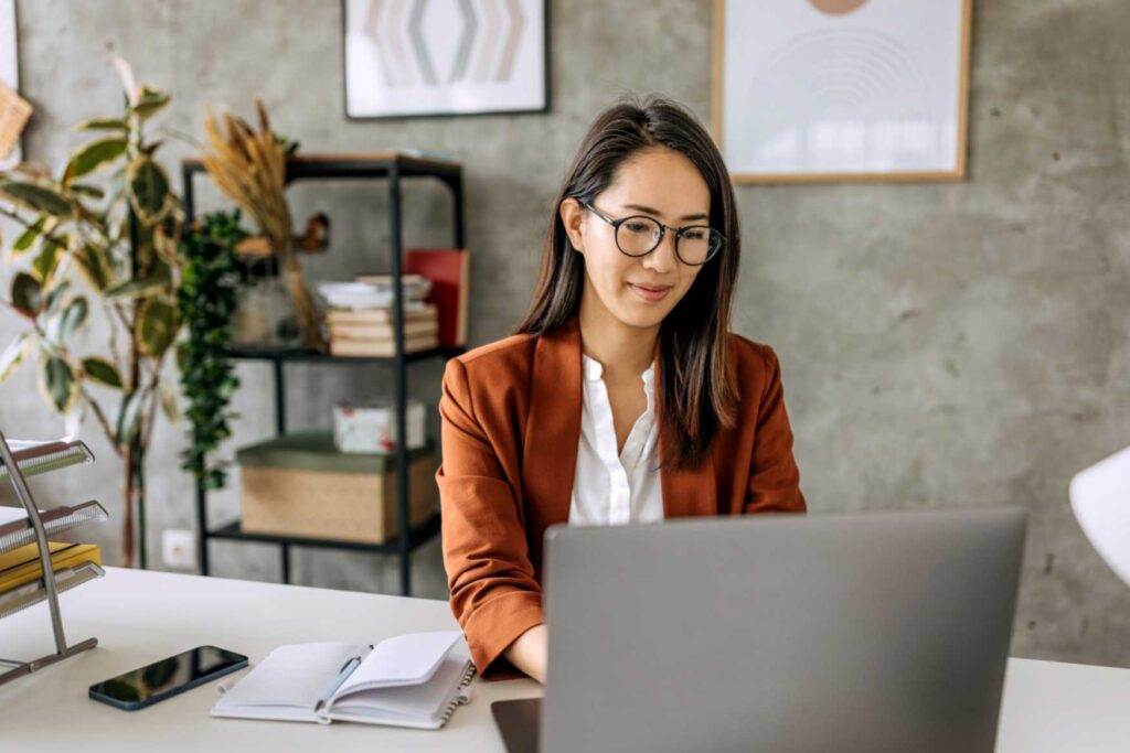 Business woman working from home office with high internet speed